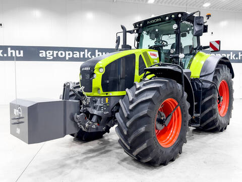 Claas Axion 950