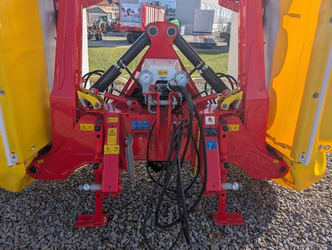 Pöttinger NOVACAT V 9200