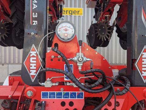 Kuhn Maxima 3 R - 8 reihig