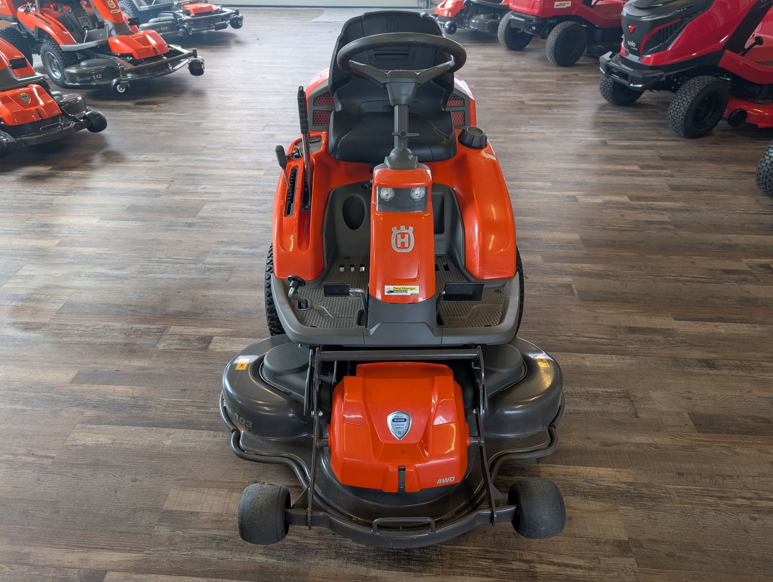 Husqvarna Rider R 216TC AWD Limited Edition 2