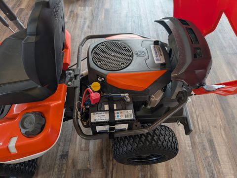 Husqvarna Rider R 216TC AWD Limited Edition