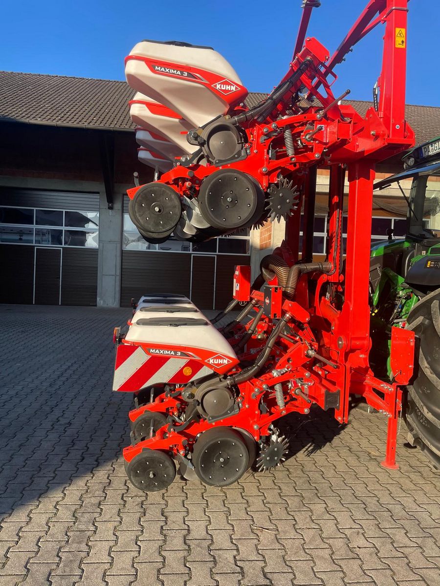 Kuhn Maxima 3 R - 8 reihig 2