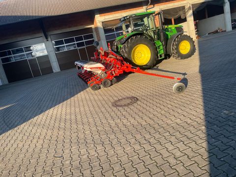 Kuhn Maxima 3 R - 8 reihig