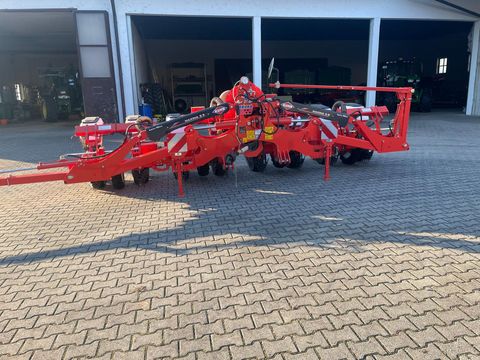 Kuhn Maxima 3 R - 8 reihig