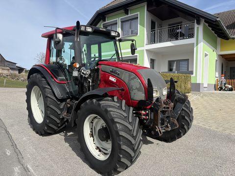 Valtra N 111 e Hi-Tech