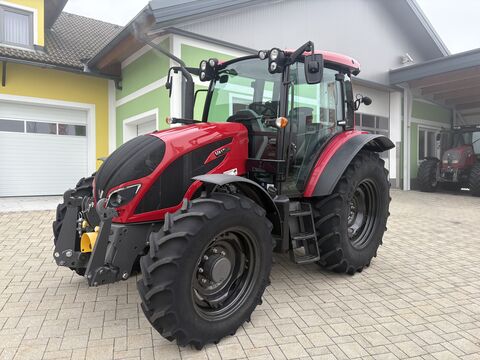 Valtra A 104