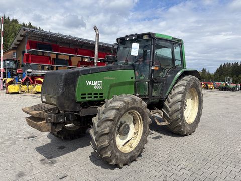 Valtra 8000