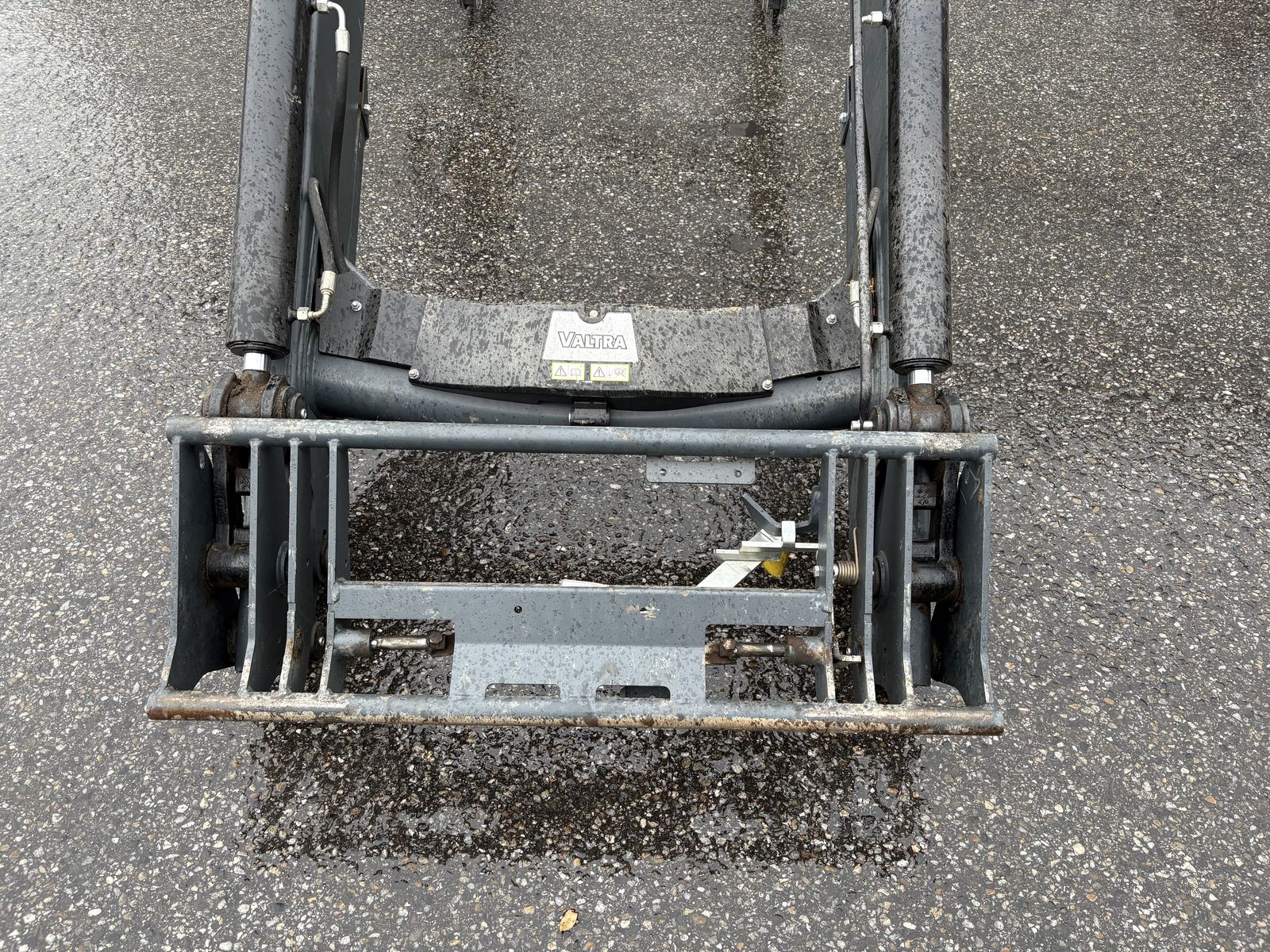 Quicke Q66 zu Valtra N4 / N5 2