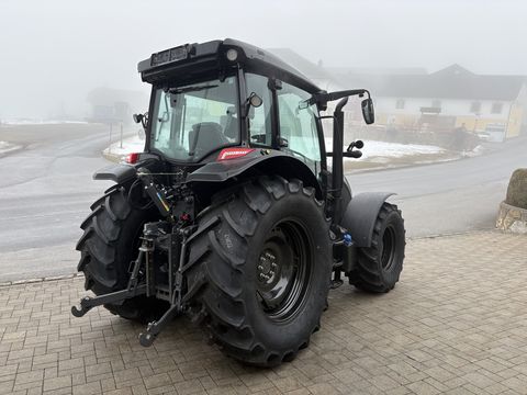Valtra A 105