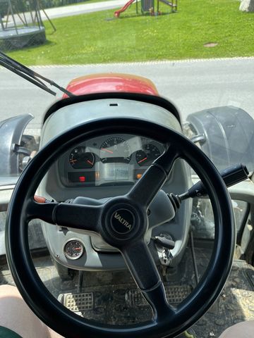 Valtra N 142 Versu