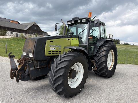 Valtra 8750