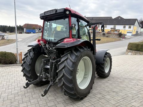 Valtra A 104