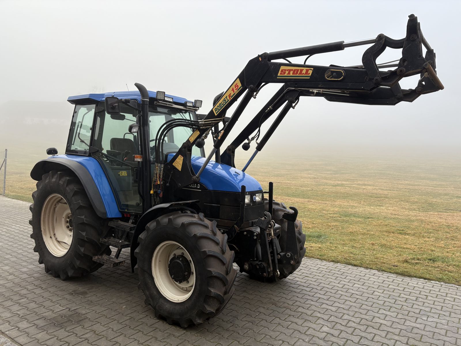New Holland TS100 3