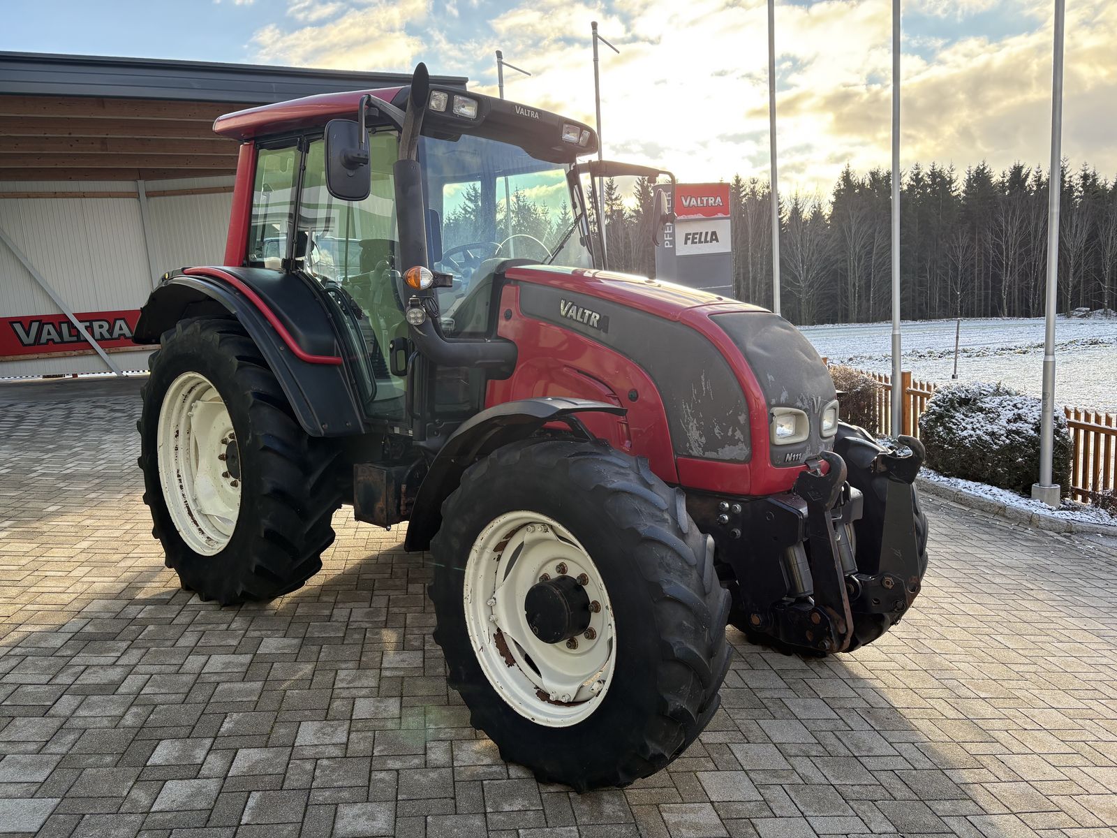Valtra N 111 e Hi-Tech 3