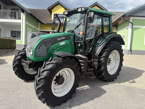 Valtra N 111 e Hi-Tech