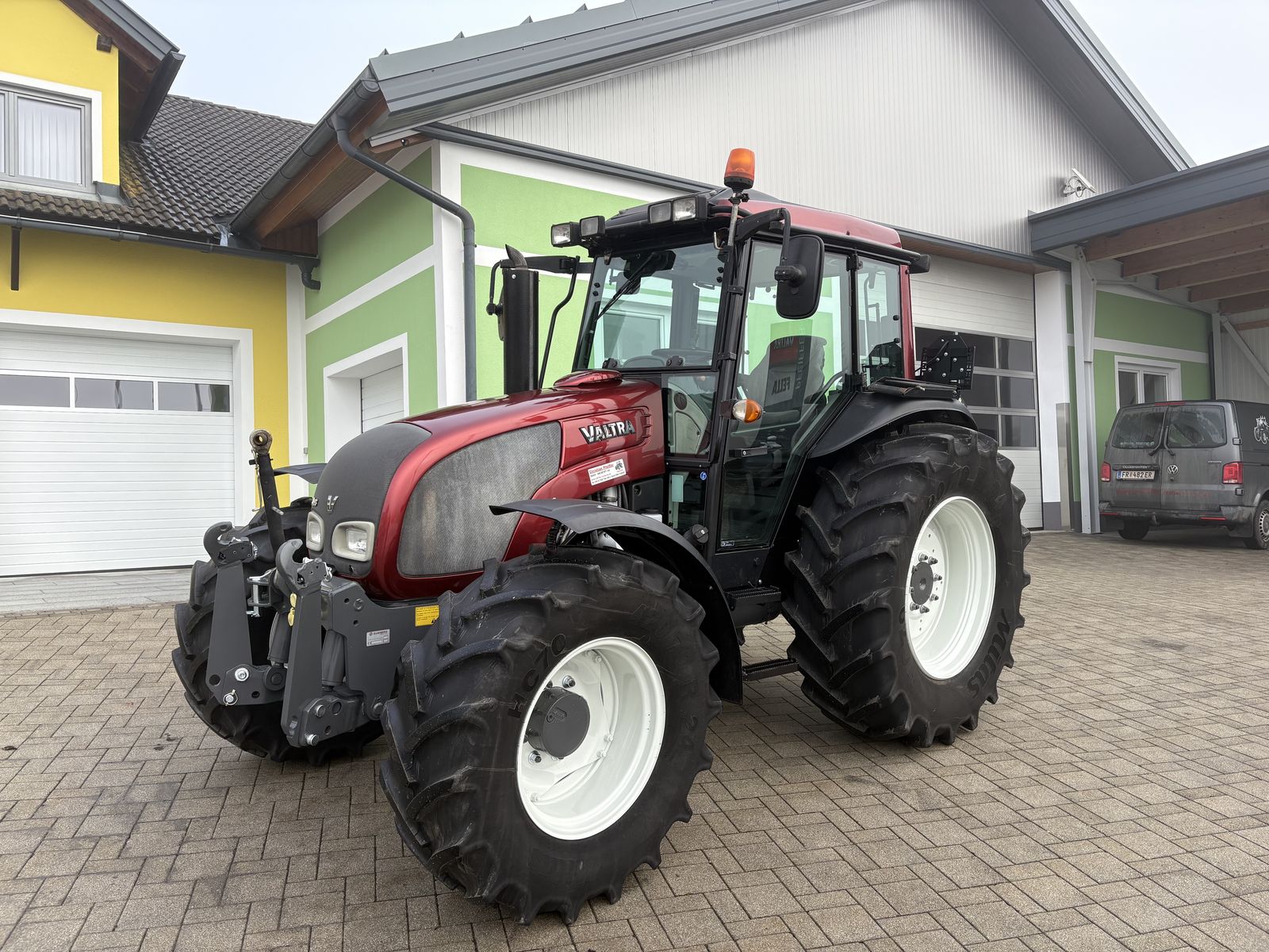Valtra A 93H 1