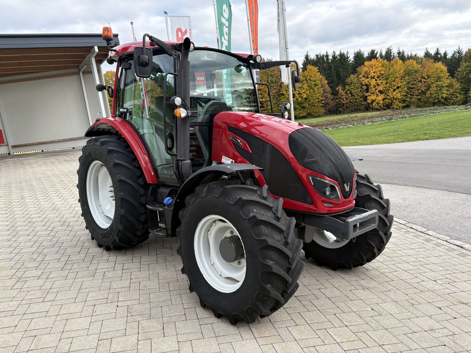 Valtra A 104 2