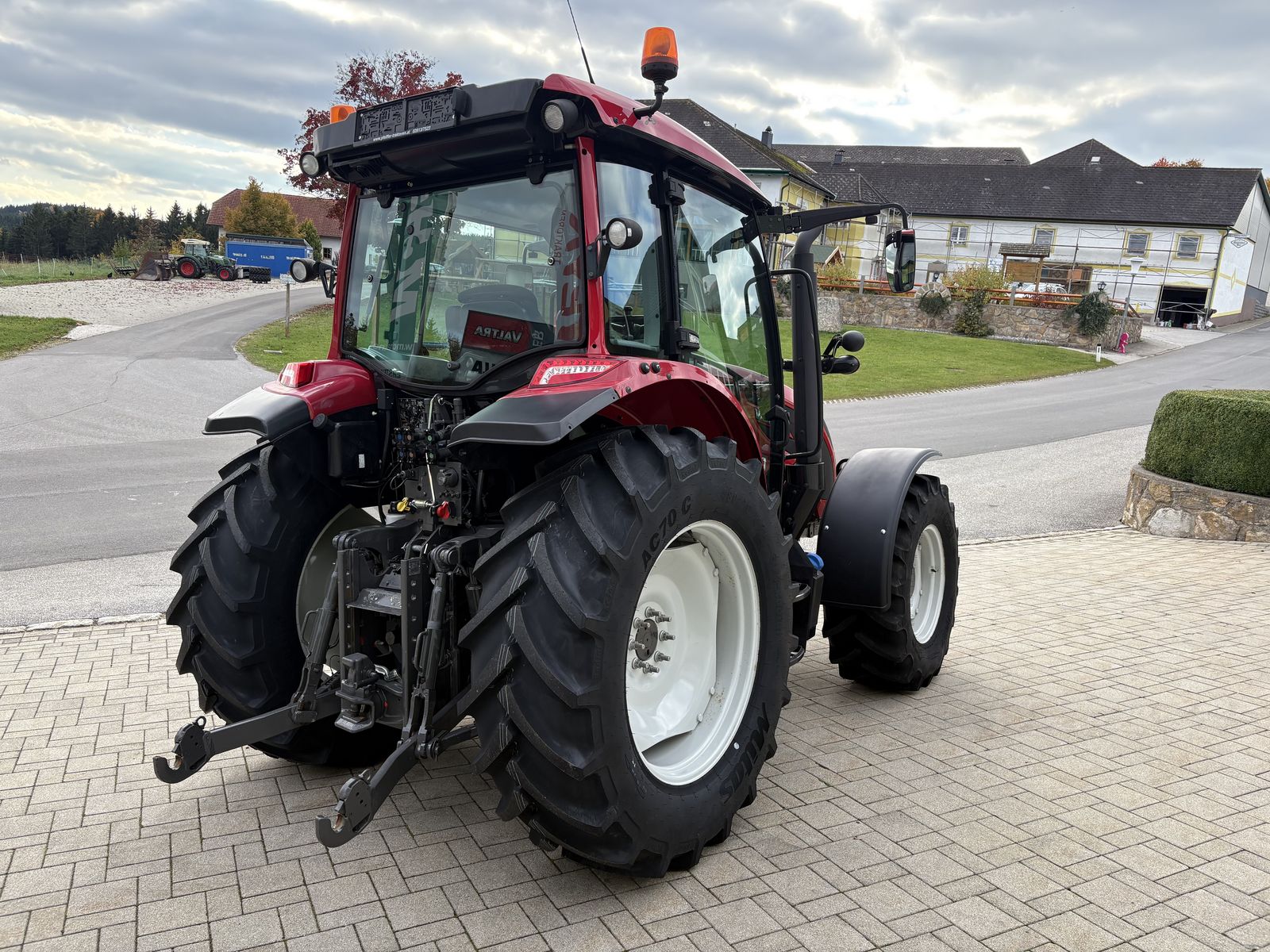 Valtra A 104 3