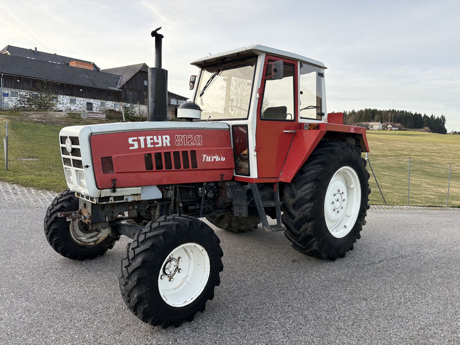 Steyr 8120 1