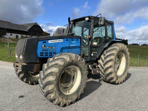 Valtra 8750