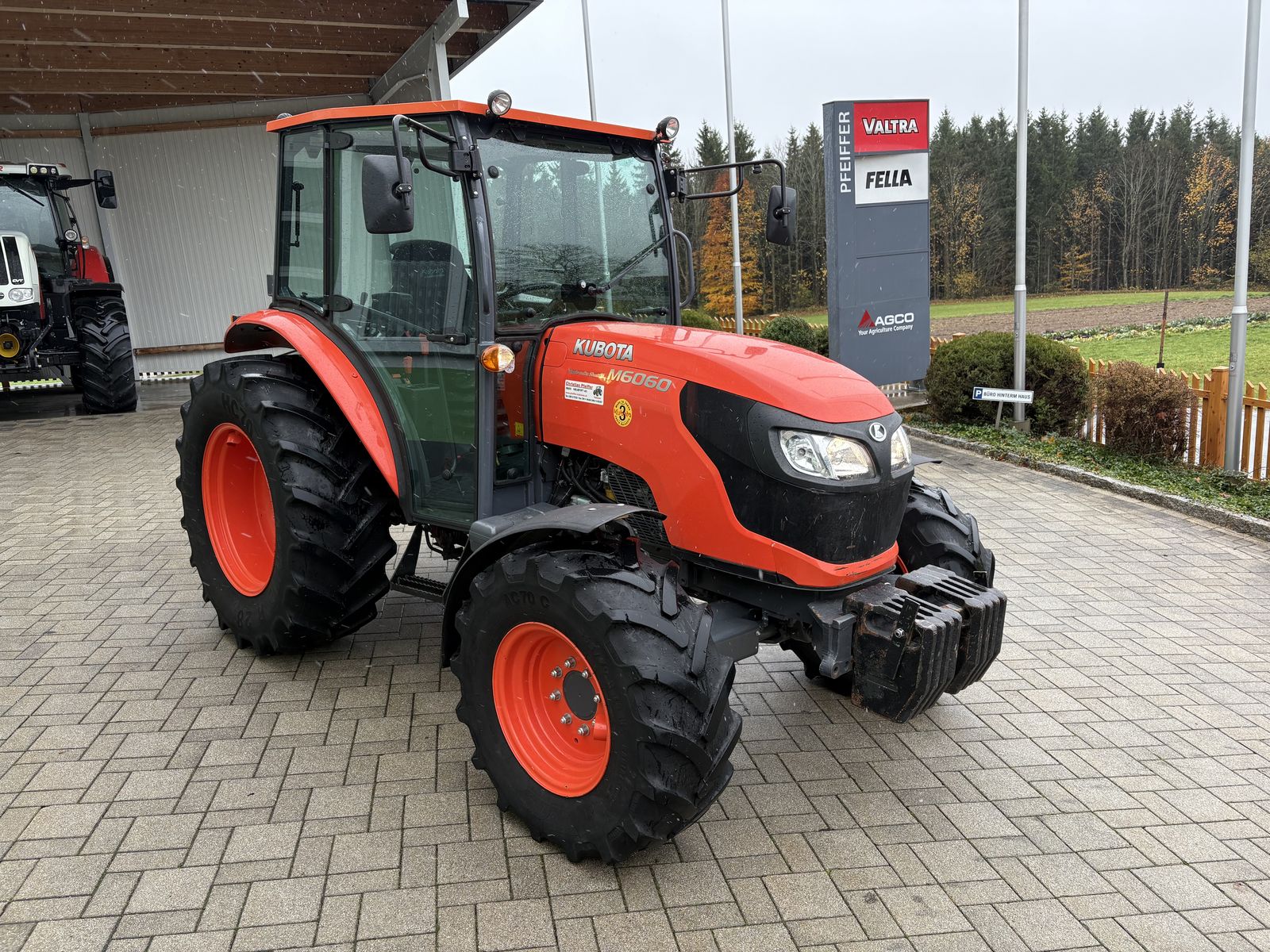 Kubota M 6060 DTH 2
