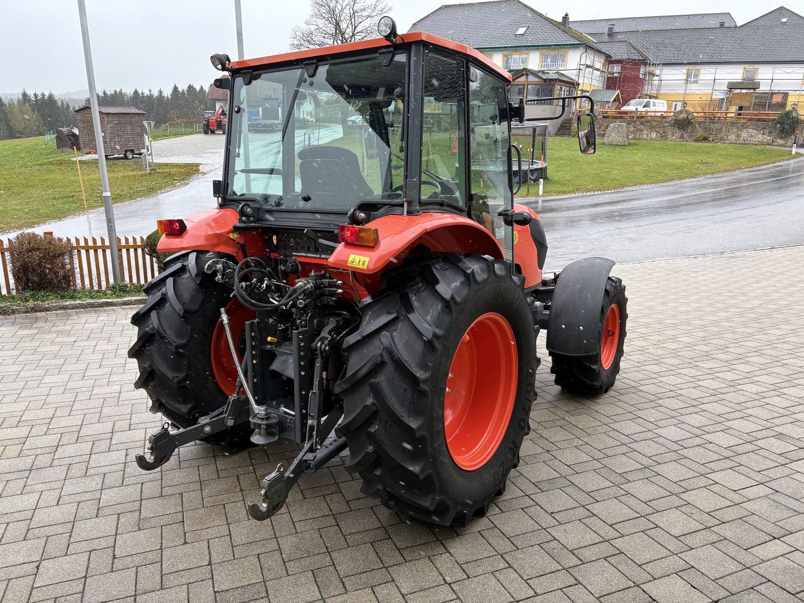 Kubota M 6060 DTH 3