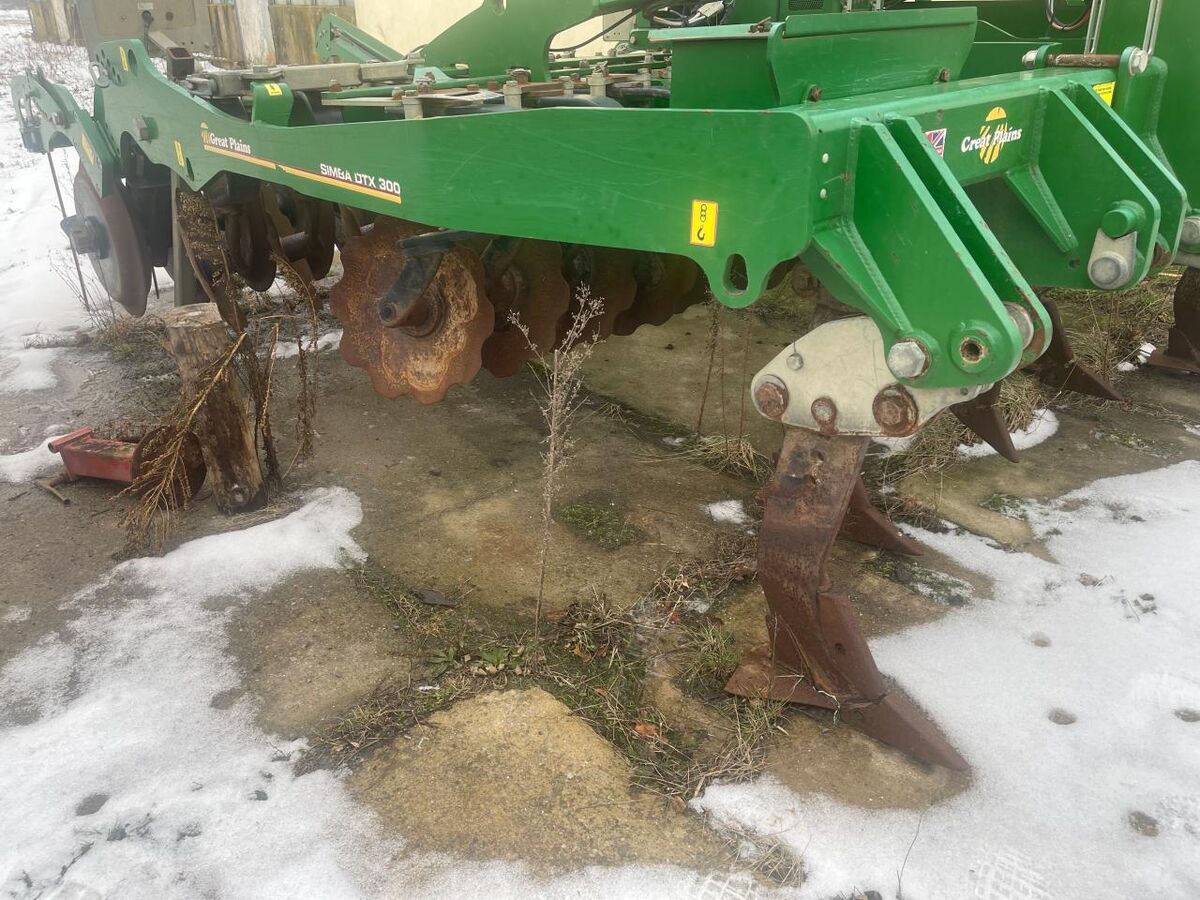 GreatPlains Simba DTX 300 2