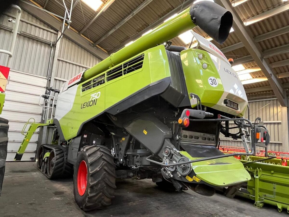 Claas Lexion 750 TT 4WD 3
