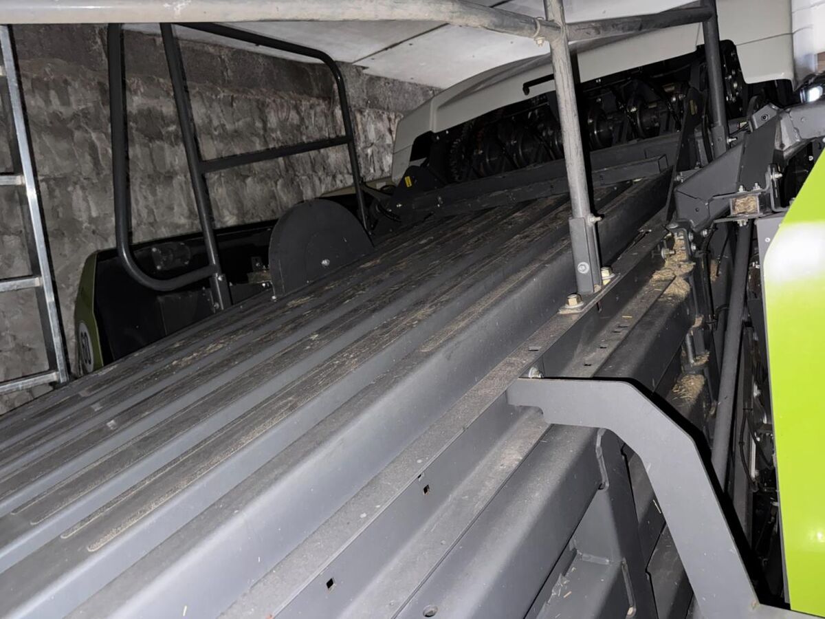 Claas Quadrant 5300FC 3