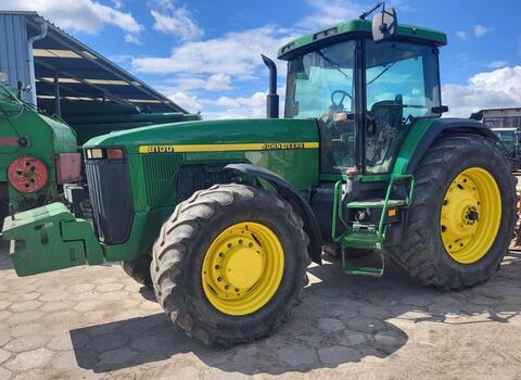 John Deere 8100