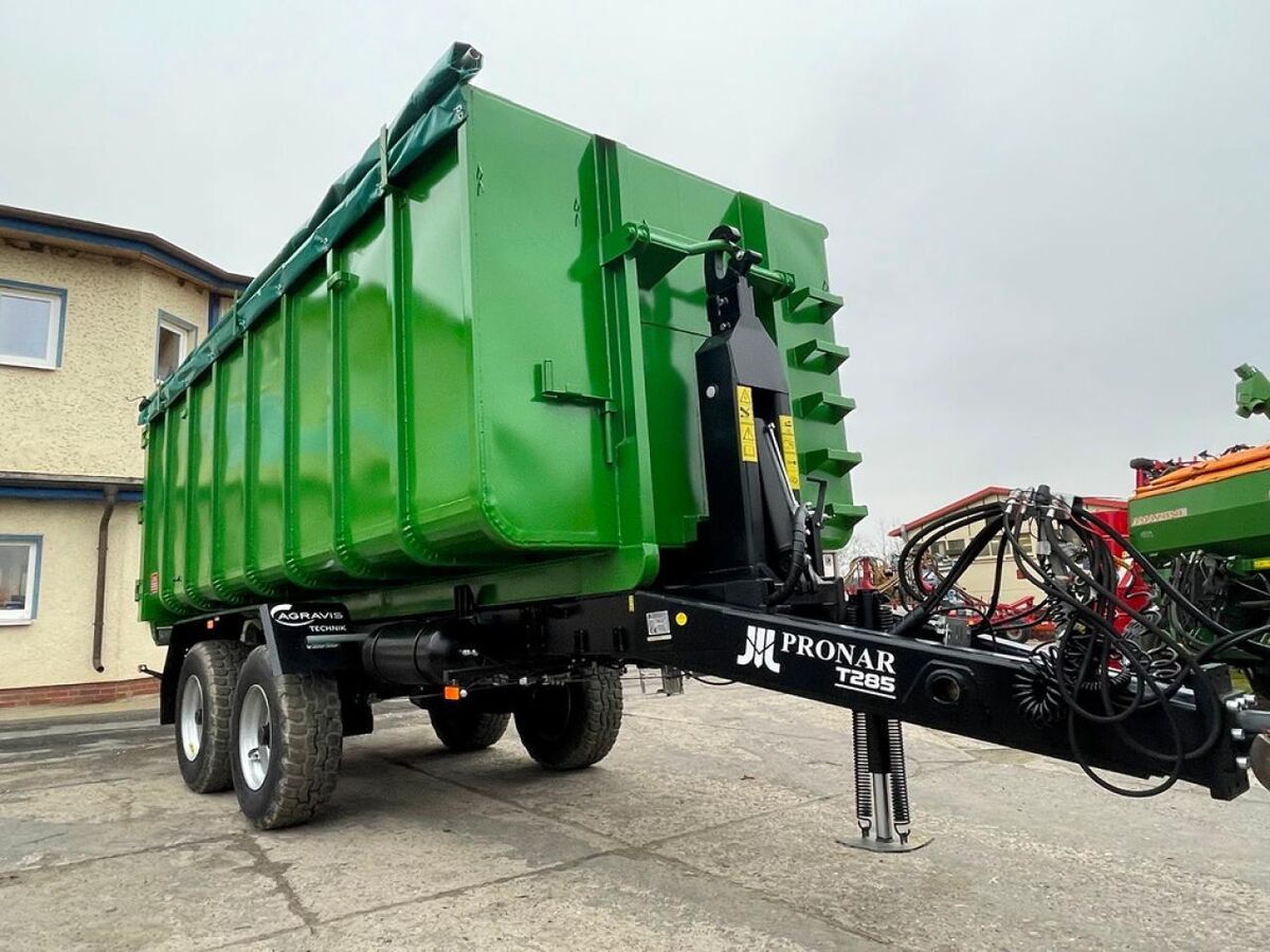 Pronar T285 + Container 2