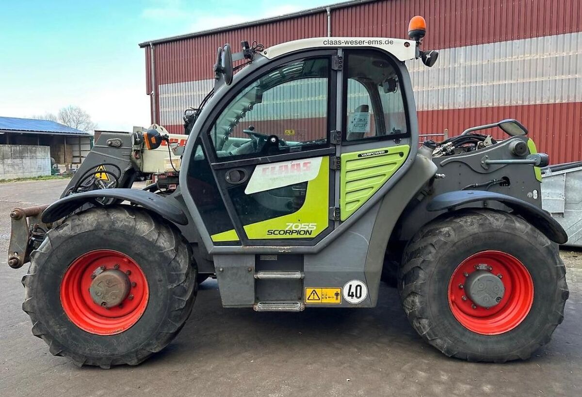 Claas Scorpion 7055 2