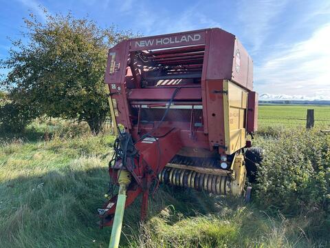 New Holland 865
