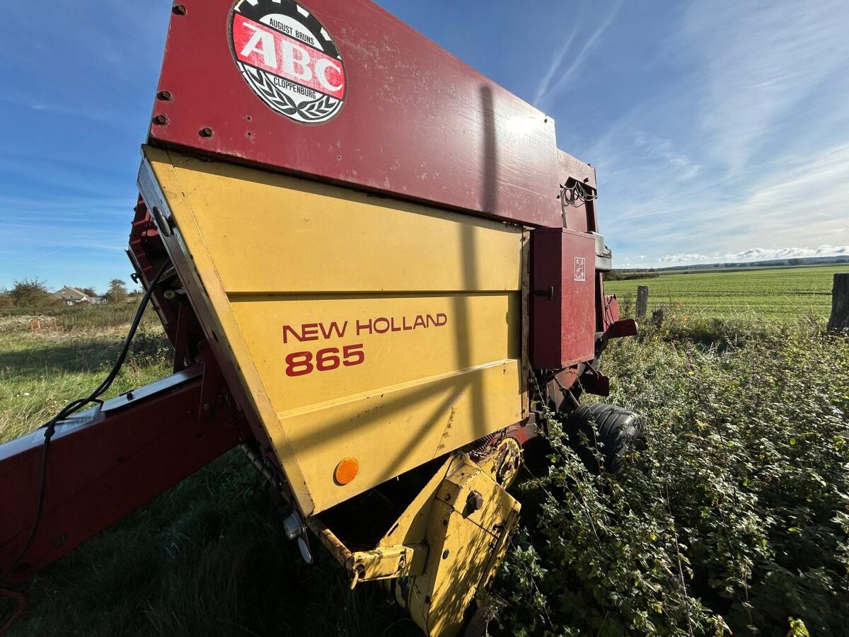 New Holland 865 2