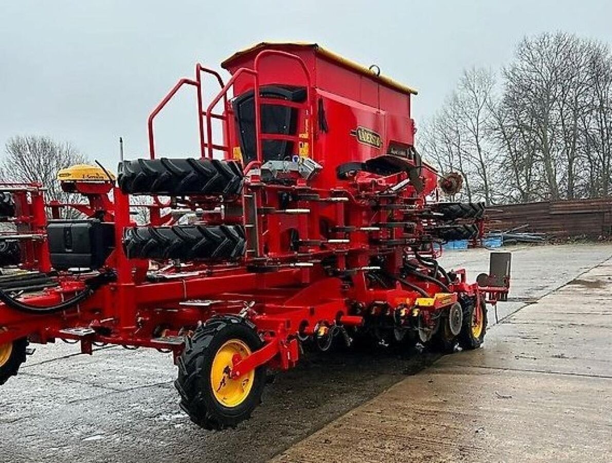 Väderstad Rapid A400S mit BioDrill 360 2