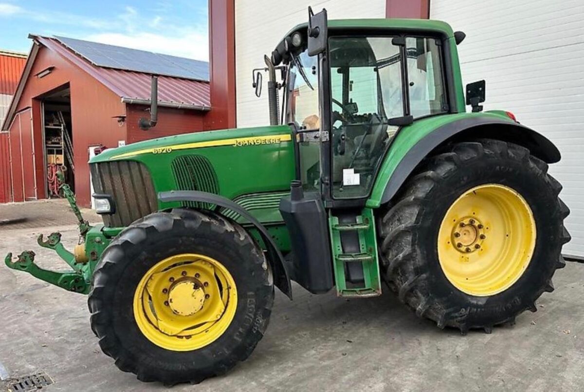 John Deere 6920 2