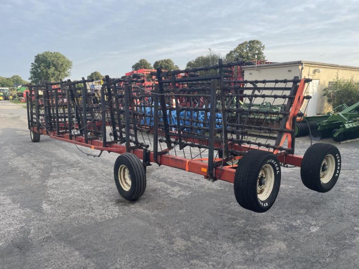 Farm King Strohstriegel 18m 3