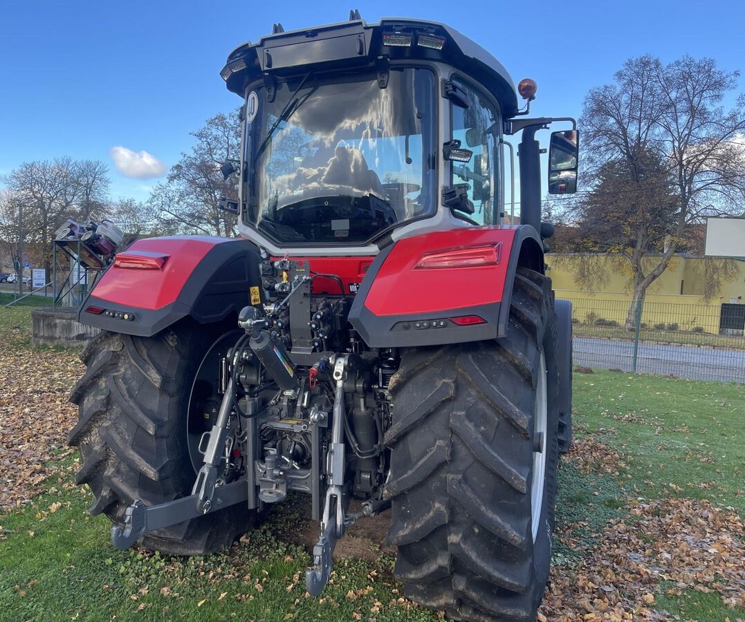 Massey Ferguson S8 245 Dyna7 3