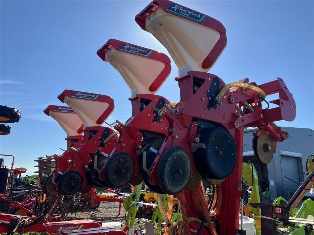 Kverneland Optima  e-Drive 8 Reihen 3