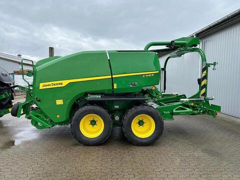 John Deere C441R
