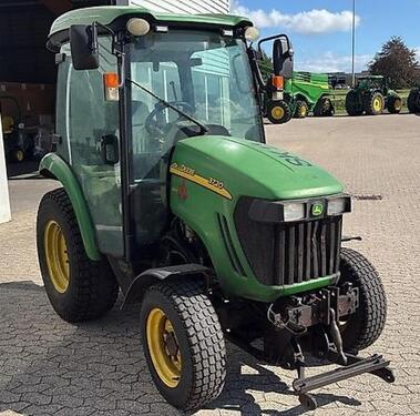 John Deere 3720