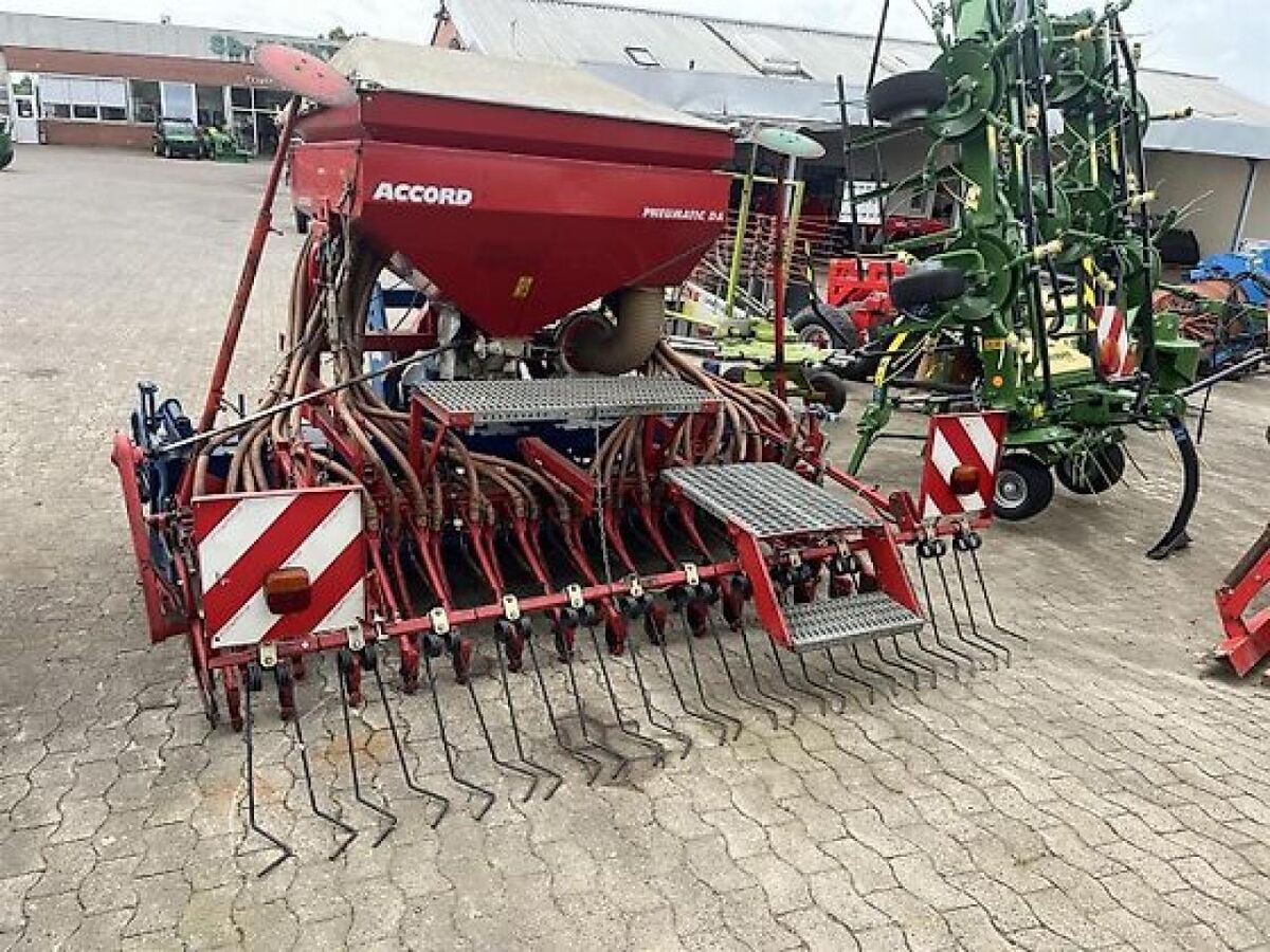 Kverneland Kverneland Accord 2