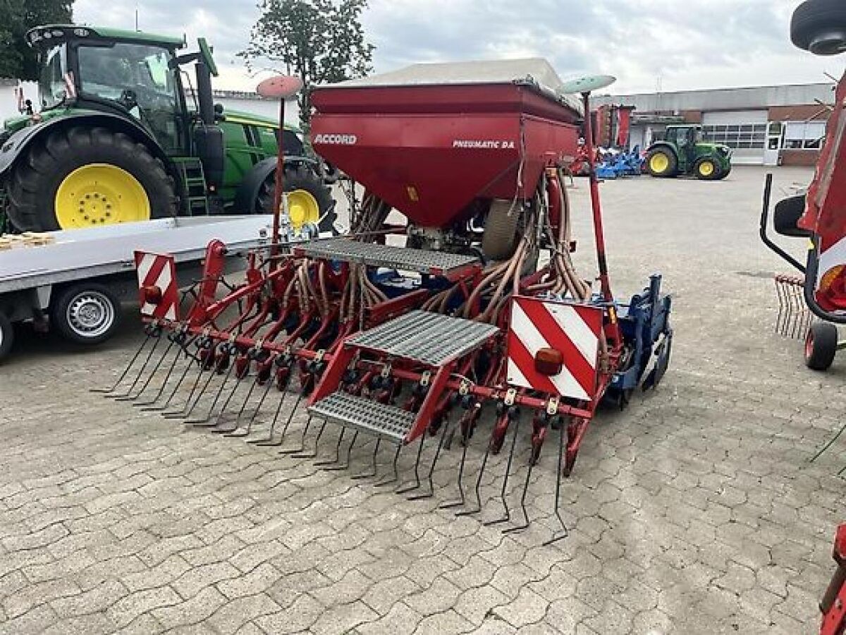 Kverneland Kverneland Accord 3