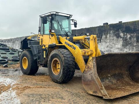 Komatsu WA 320-5