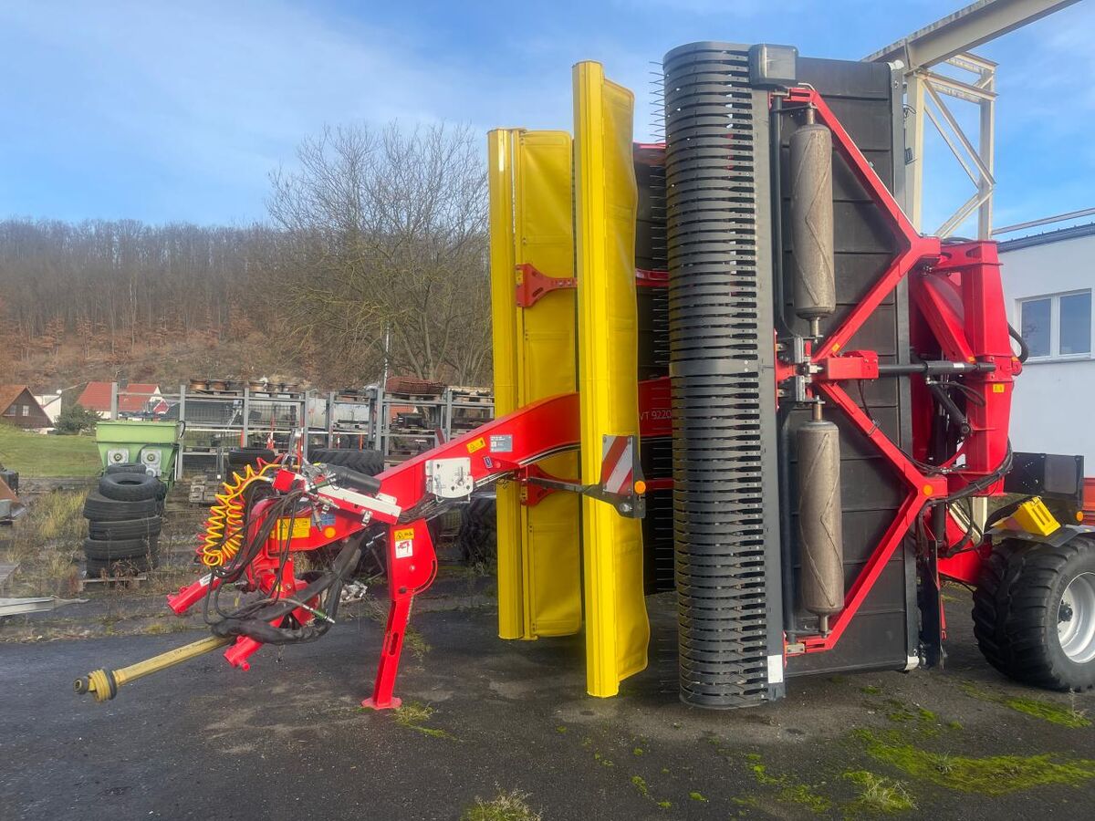 Pöttinger Mergento VT 9220 Bandschwader 2