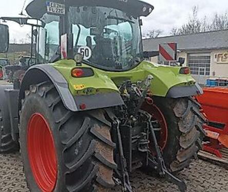 CLAAS ARION 660 CMatic