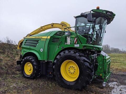 <strong>John Deere 8600 i</strong><br />