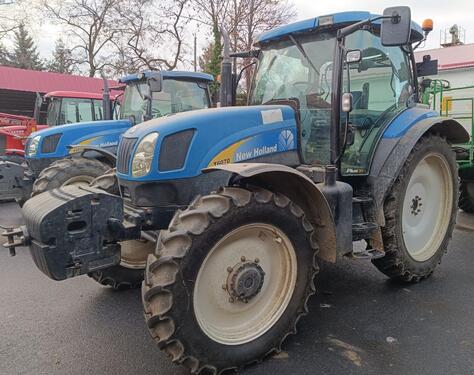 <strong>New Holland T6070</strong><br />