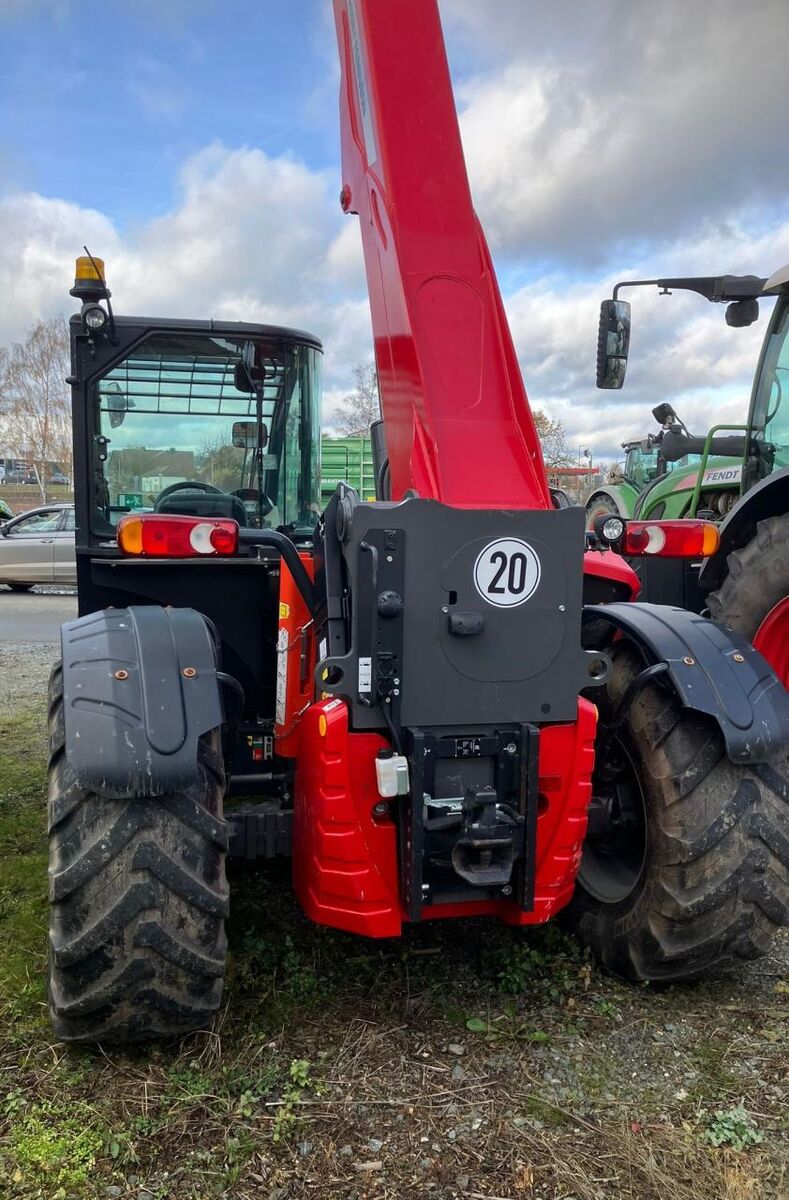 Massey Ferguson TH 70.38 3