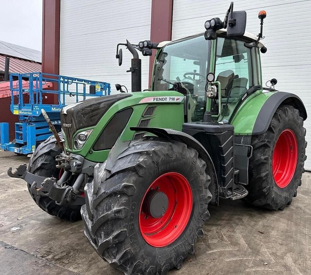 Fendt 718 SCR Profi 3